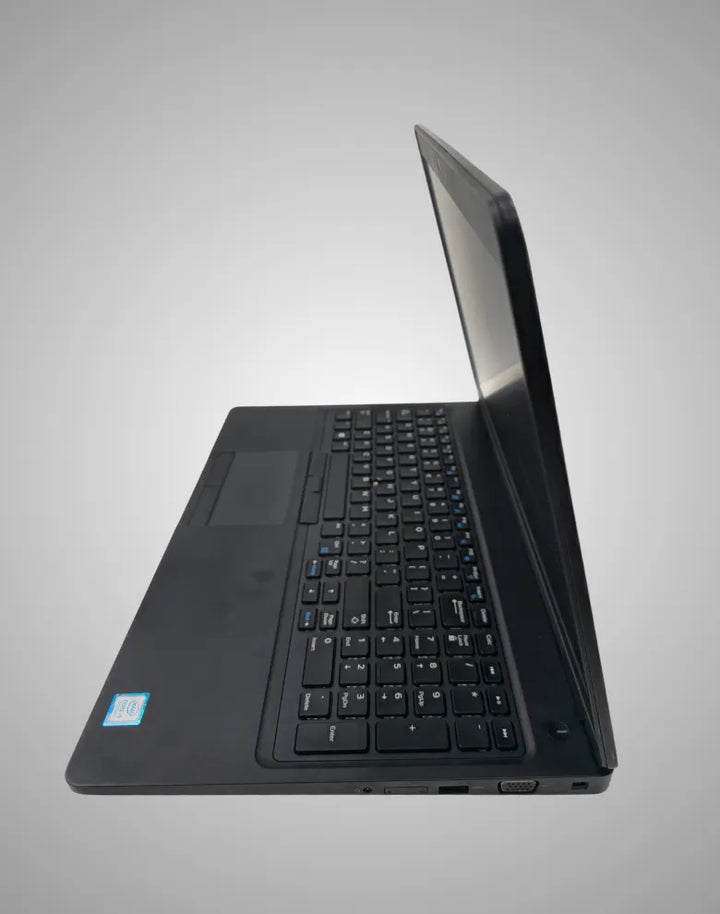 Dell Latitude 5590 with a 15.6-inch Display, Intel Core i5-8250U Processor, 8GB RAM, 256GB SSD, and Integrated Graphics - NomTech